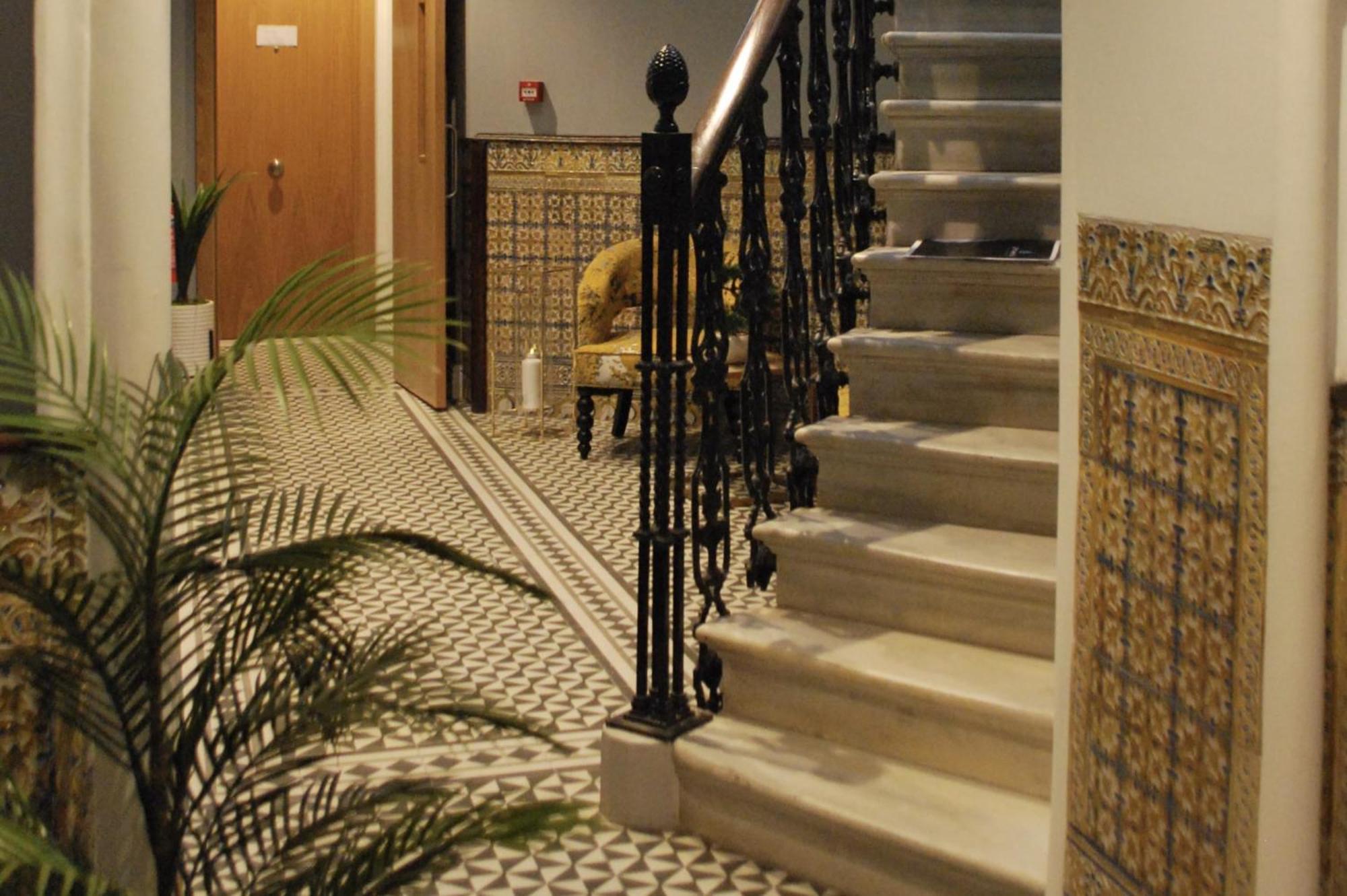 Fabulous City Centre Apartment - Grand Central House 直布罗陀 外观 照片